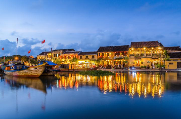 Từ Khuyết Tật Đến Triệu View: Câu Chuyện Cảm Hứng Của Tuấn Anh