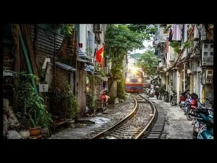 Xu hướng 5 kiểu áo dễ 